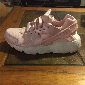 Meet your Posher, Hallie